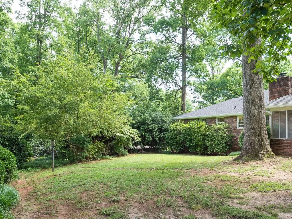 4775 Brinkley Lane, Sandy Springs, Georgia 30342, 3 Bedrooms Bedrooms, ,2 BathroomsBathrooms,Residential,Sold,4775 Brinkley Lane,6028344
