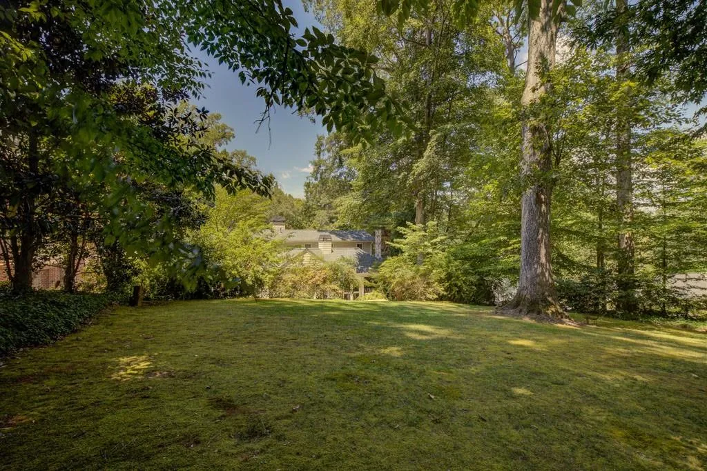776 Wellesley Drive Nw, Atlanta, Georgia 30305, 4 Bedrooms Bedrooms, ,3 BathroomsBathrooms,Residential,For Sale,776 Wellesley Drive Nw,7622528