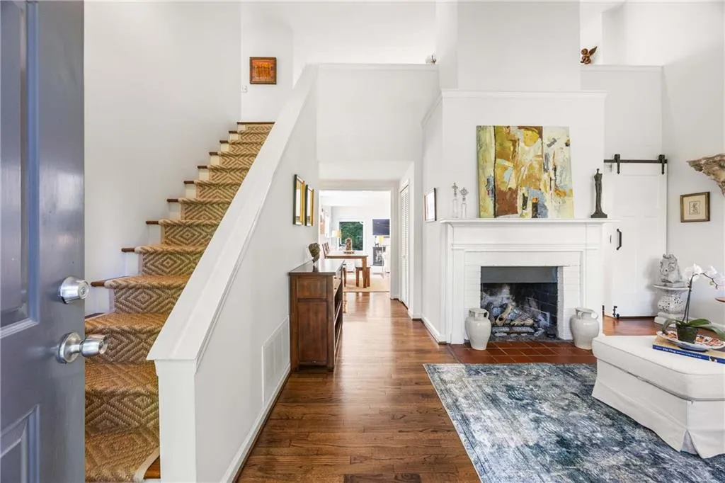 522 Trabert Avenue Nw, Atlanta, Georgia 30309, 3 Bedrooms Bedrooms, ,2 BathroomsBathrooms,Residential,For Sale,522 Trabert Avenue Nw,7638338