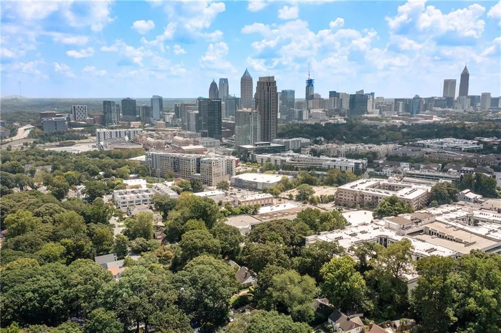 522 Trabert Avenue Nw, Atlanta, Georgia 30309, 3 Bedrooms Bedrooms, ,2 BathroomsBathrooms,Residential,For Sale,522 Trabert Avenue Nw,7638338