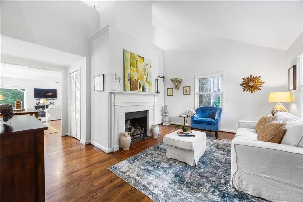 522 Trabert Avenue Nw, Atlanta, Georgia 30309, 3 Bedrooms Bedrooms, ,2 BathroomsBathrooms,Residential,For Sale,522 Trabert Avenue Nw,7638338