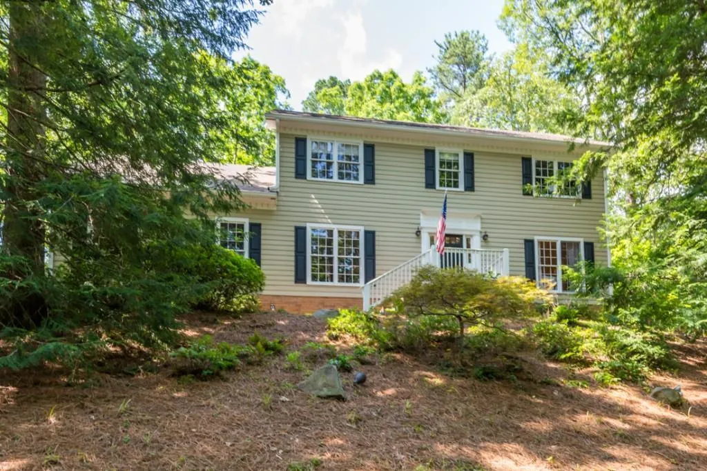 330 Stone Mill Trail, Sandy Springs, Georgia 30328, 5 Bedrooms Bedrooms, ,3 BathroomsBathrooms,Residential,Sold,330 Stone Mill Trail,5864537