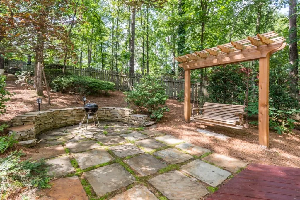 330 Stone Mill Trail, Sandy Springs, Georgia 30328, 5 Bedrooms Bedrooms, ,3 BathroomsBathrooms,Residential,Sold,330 Stone Mill Trail,5864537