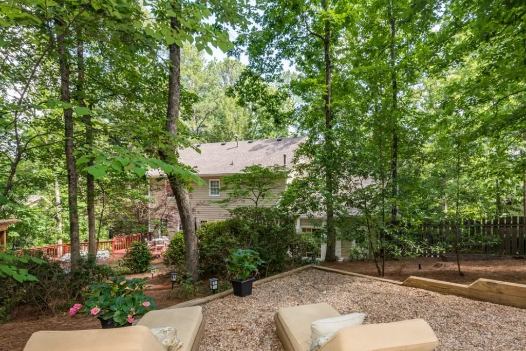 330 Stone Mill Trail, Sandy Springs, Georgia 30328, 5 Bedrooms Bedrooms, ,3 BathroomsBathrooms,Residential,Sold,330 Stone Mill Trail,5864537