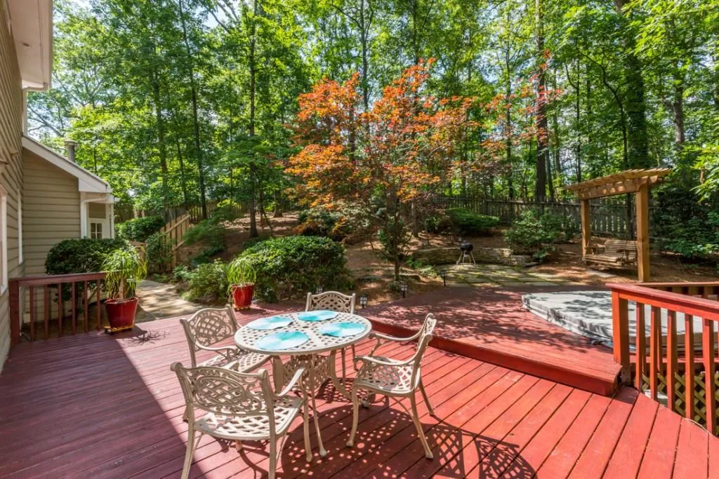 330 Stone Mill Trail, Sandy Springs, Georgia 30328, 5 Bedrooms Bedrooms, ,3 BathroomsBathrooms,Residential,Sold,330 Stone Mill Trail,5864537