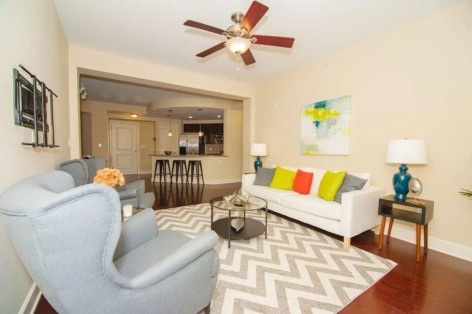 200 River Vista Drive Unit 103, Atlanta, Georgia 30339, 2 Bedrooms Bedrooms, ,2 BathroomsBathrooms,Residential,Sold,200 River Vista Drive Unit 103,5657510