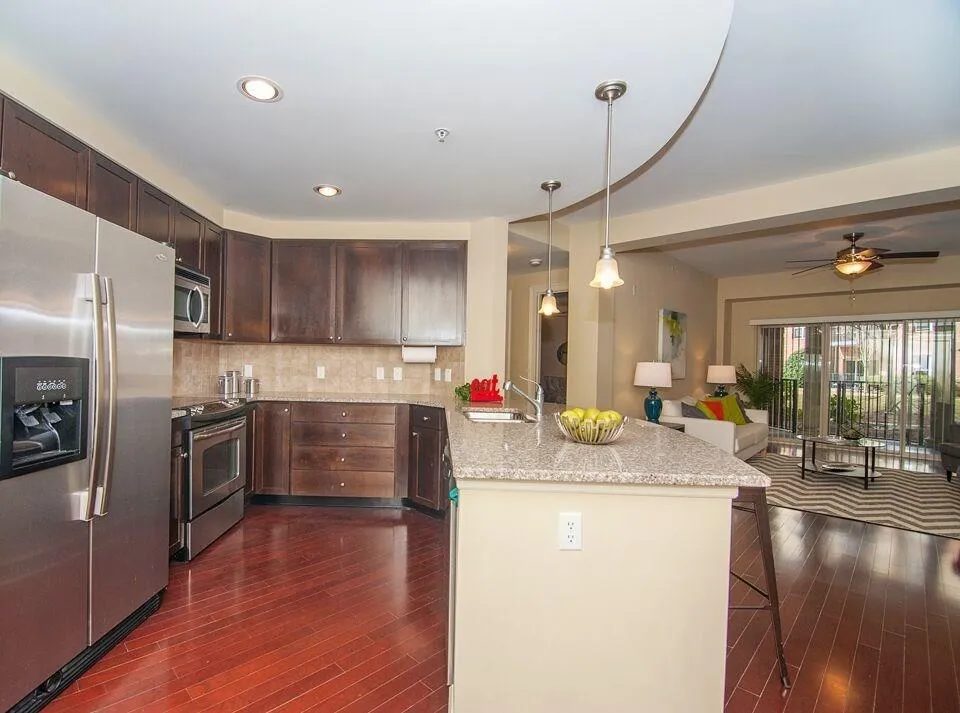 200 River Vista Drive Unit 103, Atlanta, Georgia 30339, 2 Bedrooms Bedrooms, ,2 BathroomsBathrooms,Residential,Sold,200 River Vista Drive Unit 103,5657510