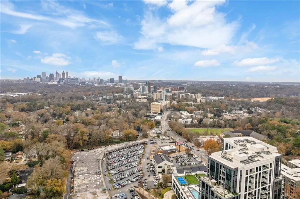 2479 Peachtree Road Ne Unit 402, Atlanta, Georgia 30305, 1 Bedroom Bedrooms, 0 ,1 BathroomBathrooms,Residential,For Sale,2479 Peachtree Road Ne Unit 402,7698266