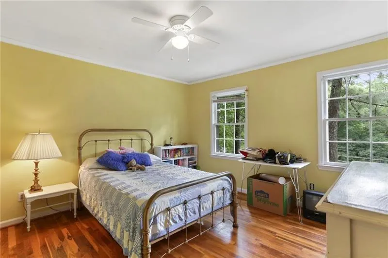 570 Bridgewater Drive, Sandy Springs, Georgia 30328, 6 Bedrooms Bedrooms, ,4 BathroomsBathrooms,Residential,Sold,570 Bridgewater Drive,6736734