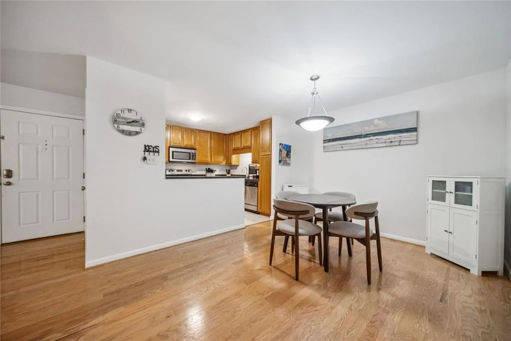 1468 Briarwood Road Ne Unit 406, Brookhaven, Georgia 30319, 1 Bedroom Bedrooms, ,1 BathroomBathrooms,Residential,For Sale,1468 Briarwood Road Ne Unit 406,7604215