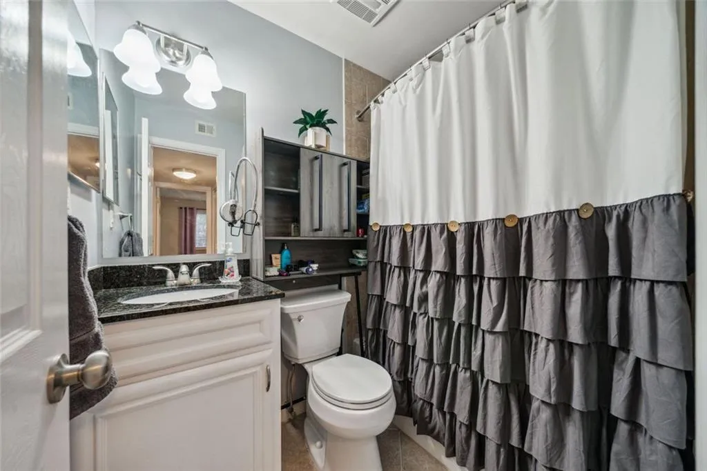 1468 Briarwood Road Ne Unit 406, Brookhaven, Georgia 30319, 1 Bedroom Bedrooms, ,1 BathroomBathrooms,Residential,For Sale,1468 Briarwood Road Ne Unit 406,7604215