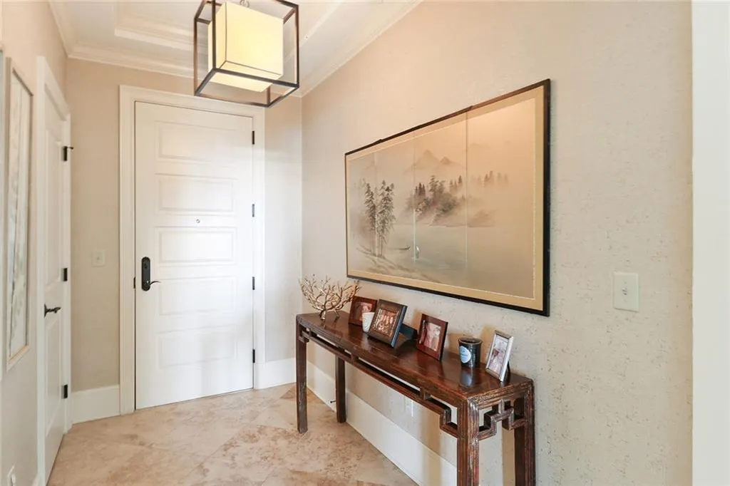 2700 Paces Ferry Road Se Unit 305, Atlanta, Georgia 30339, 2 Bedrooms Bedrooms, ,2 BathroomsBathrooms,Residential,Sold,2700 Paces Ferry Road Se Unit 305,5968497
