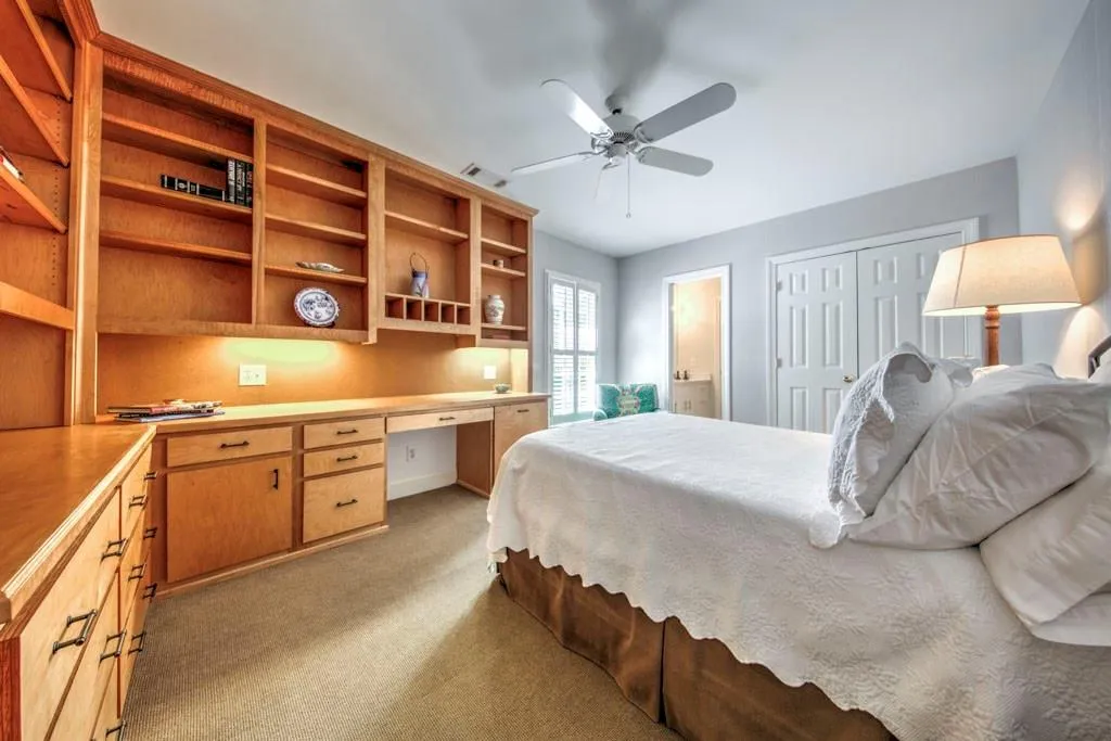 20 Old Maryland Chase, Sandy Springs, Georgia 30327, 5 Bedrooms Bedrooms, ,4 BathroomsBathrooms,Residential,Sold,20 Old Maryland Chase,5999136