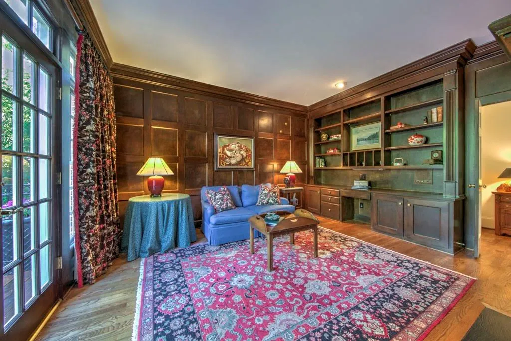 20 Old Maryland Chase, Sandy Springs, Georgia 30327, 5 Bedrooms Bedrooms, ,4 BathroomsBathrooms,Residential,Sold,20 Old Maryland Chase,5999136