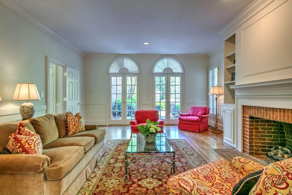 20 Old Maryland Chase, Sandy Springs, Georgia 30327, 5 Bedrooms Bedrooms, ,4 BathroomsBathrooms,Residential,Sold,20 Old Maryland Chase,5999136