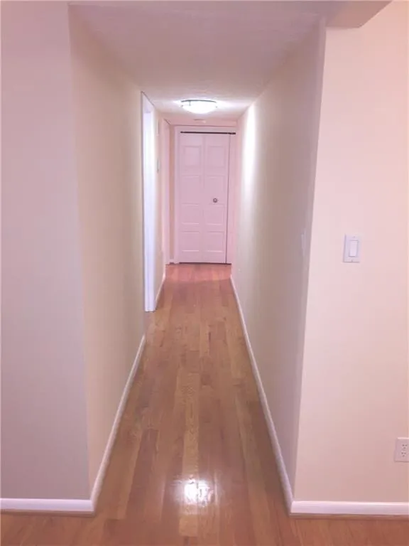 5145 Roswell Road Unit #9, Atlanta, Georgia 30342, 2 Bedrooms Bedrooms, ,1 BathroomBathrooms,Residential,Sold,5145 Roswell Road Unit #9,5614305