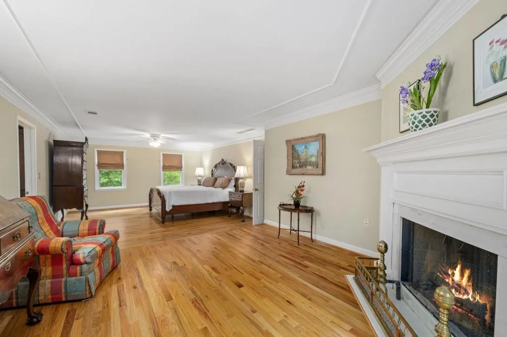 300 Waterpine Court, Atlanta, Georgia 30350, 5 Bedrooms Bedrooms, ,4 BathroomsBathrooms,Residential,For Sale,300 Waterpine Court,7757480