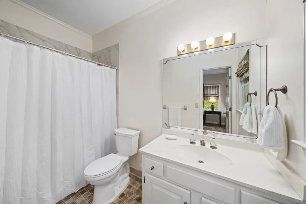 300 Waterpine Court, Atlanta, Georgia 30350, 5 Bedrooms Bedrooms, ,4 BathroomsBathrooms,Residential,For Sale,300 Waterpine Court,7757480