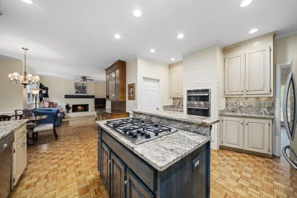 300 Waterpine Court, Atlanta, Georgia 30350, 5 Bedrooms Bedrooms, ,4 BathroomsBathrooms,Residential,For Sale,300 Waterpine Court,7757480