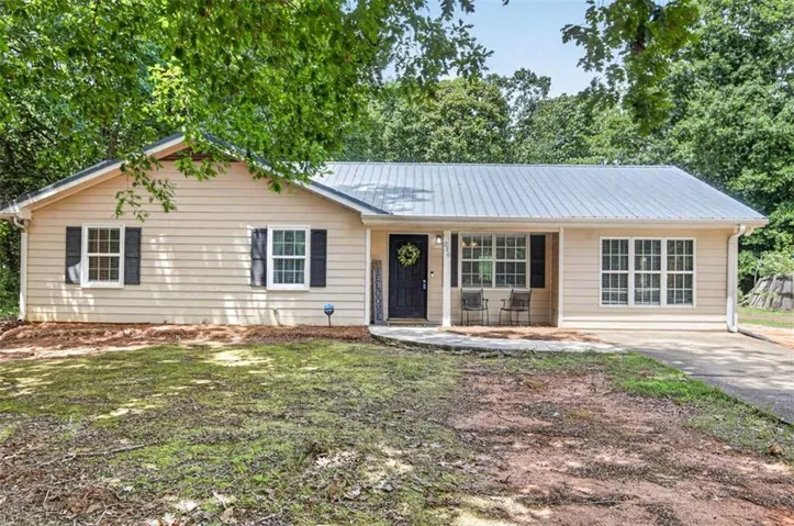 216 Brooks Lane, Winder, Georgia 30680
