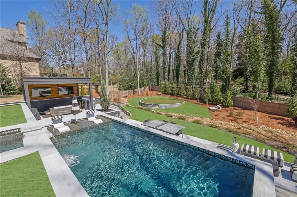 5849 Long Island Drive Nw, Atlanta, Georgia 30328, 6 Bedrooms Bedrooms, ,4 BathroomsBathrooms,Residential,For Sale,5849 Long Island Drive Nw,7737501