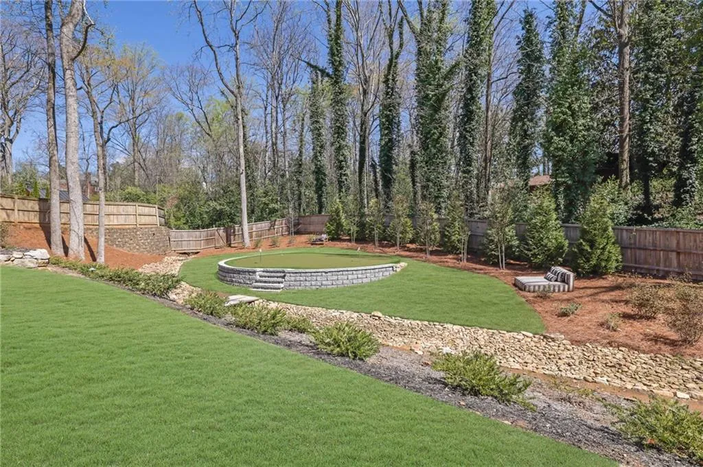5849 Long Island Drive Nw, Atlanta, Georgia 30328, 6 Bedrooms Bedrooms, ,4 BathroomsBathrooms,Residential,For Sale,5849 Long Island Drive Nw,7737501