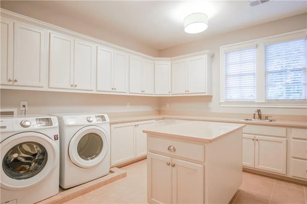 215 Penrith Place, Sandy Springs, Georgia 30350, 6 Bedrooms Bedrooms, ,6 BathroomsBathrooms,Residential,Sold,215 Penrith Place,6953832 215 Penrith Place, Sandy Springs, Georgia 30350, 6 Bedrooms Bedrooms, ,6 BathroomsBathrooms,Residential,Sold,215 Penrith Place,6953832