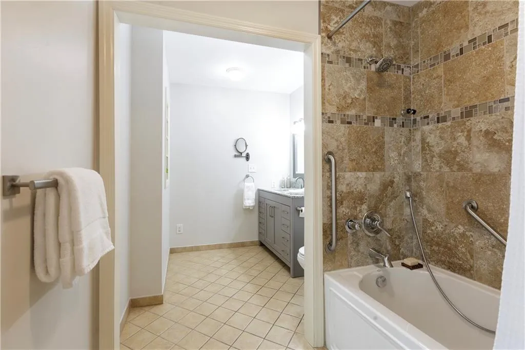 5700 Chemin De Vie, Sandy Springs, Georgia 30342, 3 Bedrooms Bedrooms, ,2 BathroomsBathrooms,Residential,Sold,5700 Chemin De Vie,7217461