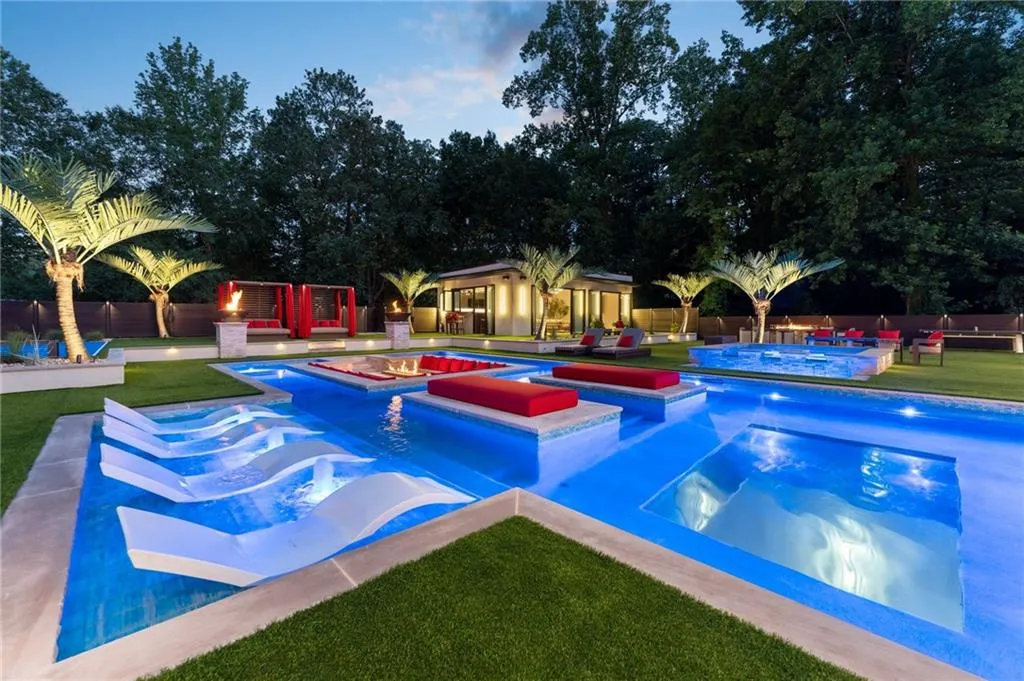 1386 Moores Mill Road Nw, Atlanta, Georgia 30327, 7 Bedrooms Bedrooms, 0 ,8 BathroomsBathrooms,Residential,For Sale,1386 Moores Mill Road Nw,7685489