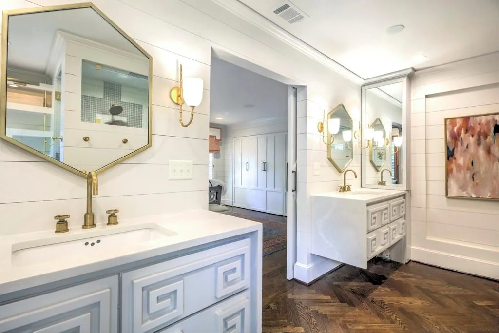 6190 Heards Creek Drive, Sandy Springs, Georgia 30328, 6 Bedrooms Bedrooms, ,4 BathroomsBathrooms,Residential,Sold,6190 Heards Creek Drive,5878854