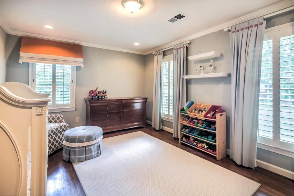 6190 Heards Creek Drive, Sandy Springs, Georgia 30328, 6 Bedrooms Bedrooms, ,4 BathroomsBathrooms,Residential,Sold,6190 Heards Creek Drive,5878854