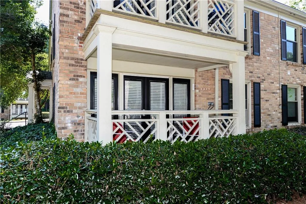 3650 Ashford Dunwoody Road Unit 618, Brookhaven, Georgia 30319, 2 Bedrooms Bedrooms, ,1 BathroomBathrooms,Residential,Sold,3650 Ashford Dunwoody Road Unit 618,5849543