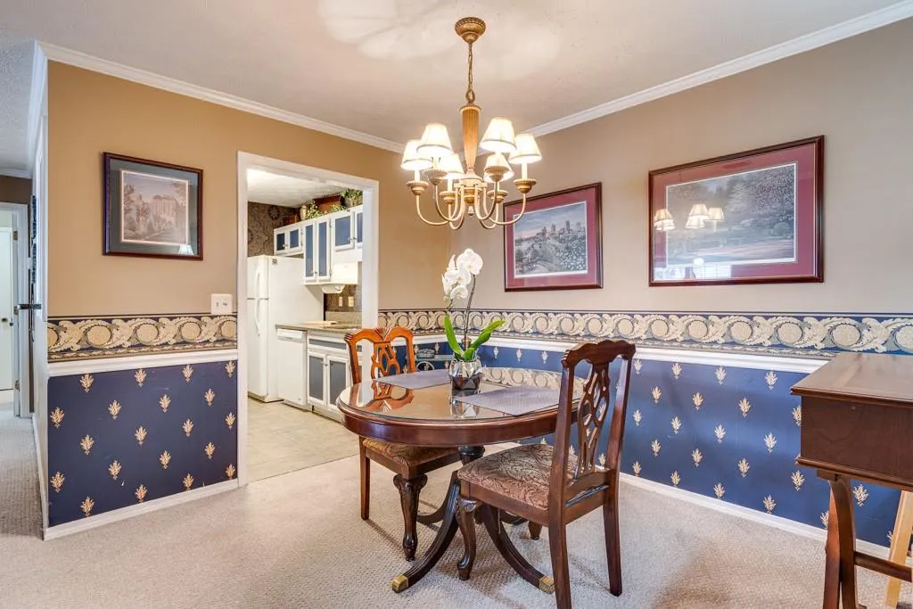 401 Gettysburg Place, Sandy Springs, Georgia 30350, 2 Bedrooms Bedrooms, ,2 BathroomsBathrooms,Residential,Sold,401 Gettysburg Place,6971081