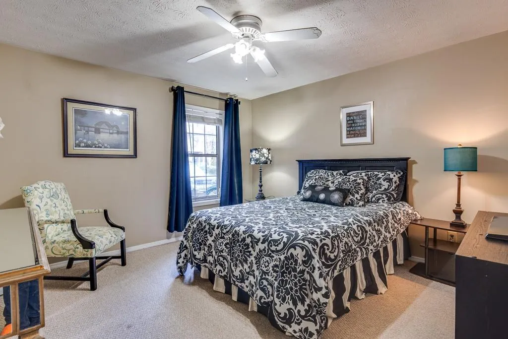 401 Gettysburg Place, Sandy Springs, Georgia 30350, 2 Bedrooms Bedrooms, ,2 BathroomsBathrooms,Residential,Sold,401 Gettysburg Place,6971081