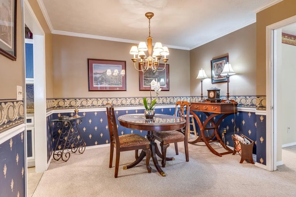 401 Gettysburg Place, Sandy Springs, Georgia 30350, 2 Bedrooms Bedrooms, ,2 BathroomsBathrooms,Residential,Sold,401 Gettysburg Place,6971081