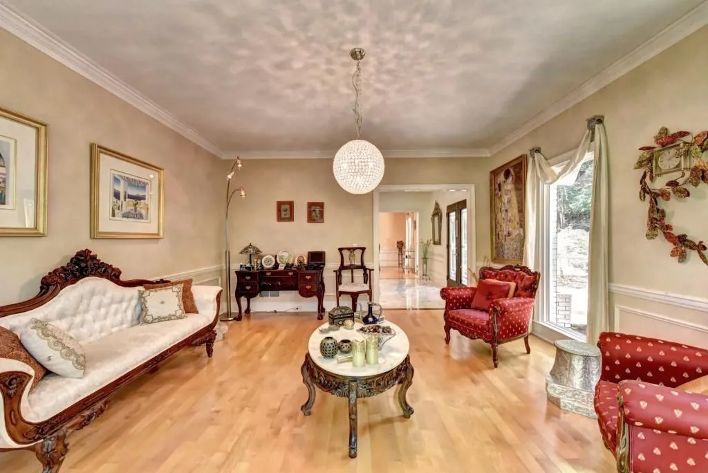 9667 Huntcliff Trace, Sandy Springs, Georgia 30350, 4 Bedrooms Bedrooms, ,4 BathroomsBathrooms,Residential,Sold,9667 Huntcliff Trace,5884492