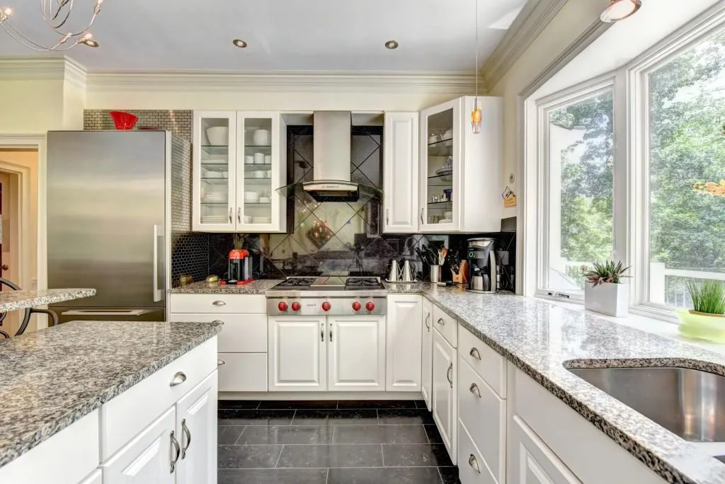 9667 Huntcliff Trace, Sandy Springs, Georgia 30350, 4 Bedrooms Bedrooms, ,4 BathroomsBathrooms,Residential,Sold,9667 Huntcliff Trace,5884492