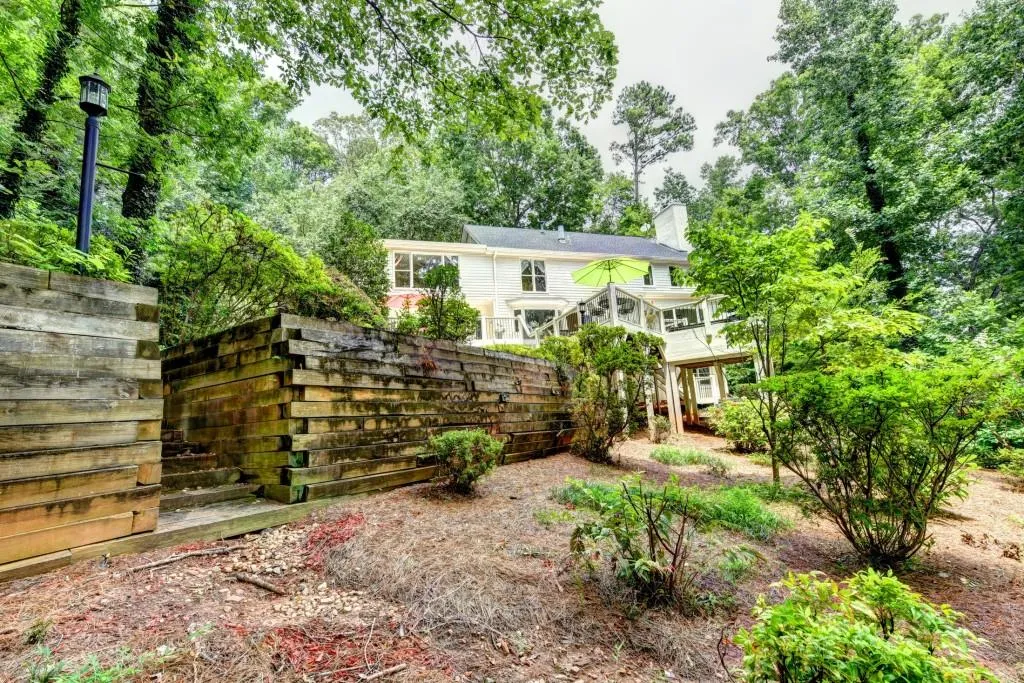9667 Huntcliff Trace, Sandy Springs, Georgia 30350, 4 Bedrooms Bedrooms, ,4 BathroomsBathrooms,Residential,Sold,9667 Huntcliff Trace,5884492