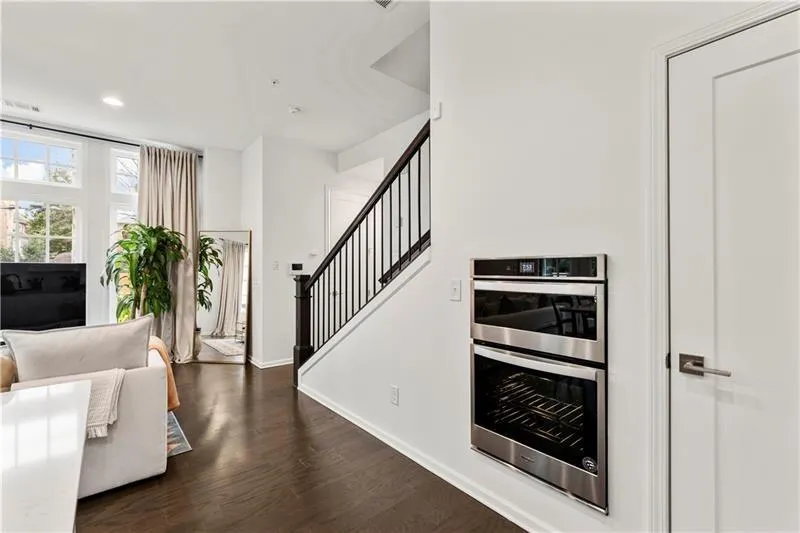 6602 Sterling Drive, Atlanta, Georgia 30328, 1 Bedroom Bedrooms, ,1 BathroomBathrooms,Residential,Sold,6602 Sterling Drive,7161918