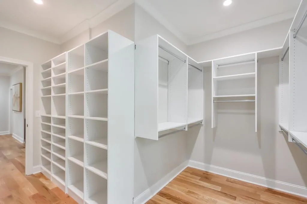 5127 Powers Ferry Road, Sandy Springs, Georgia 30327, 5 Bedrooms Bedrooms, ,5 BathroomsBathrooms,Residential,Sold,5127 Powers Ferry Road,7139377