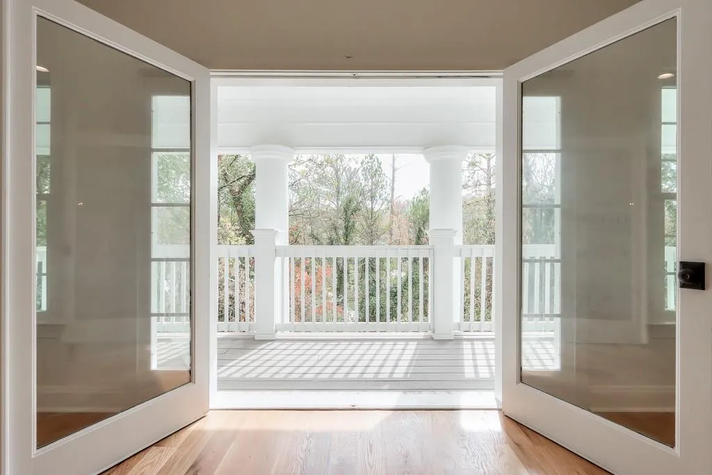 5127 Powers Ferry Road, Sandy Springs, Georgia 30327, 5 Bedrooms Bedrooms, ,5 BathroomsBathrooms,Residential,Sold,5127 Powers Ferry Road,7139377