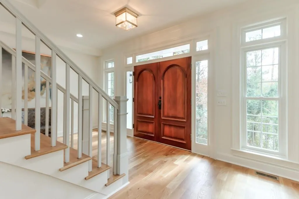 5127 Powers Ferry Road, Sandy Springs, Georgia 30327, 5 Bedrooms Bedrooms, ,5 BathroomsBathrooms,Residential,Sold,5127 Powers Ferry Road,7139377