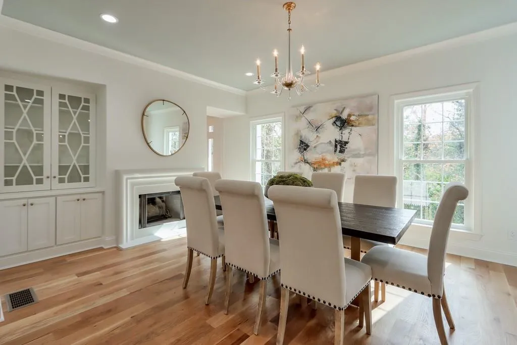 5127 Powers Ferry Road, Sandy Springs, Georgia 30327, 5 Bedrooms Bedrooms, ,5 BathroomsBathrooms,Residential,Sold,5127 Powers Ferry Road,7139377