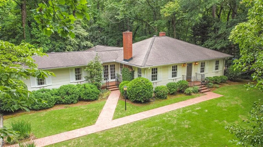 152 Burdette Road Nw, Atlanta, Georgia 30327, 3 Bedrooms Bedrooms, ,2 BathroomsBathrooms,Residential,Sold,152 Burdette Road Nw,6891462