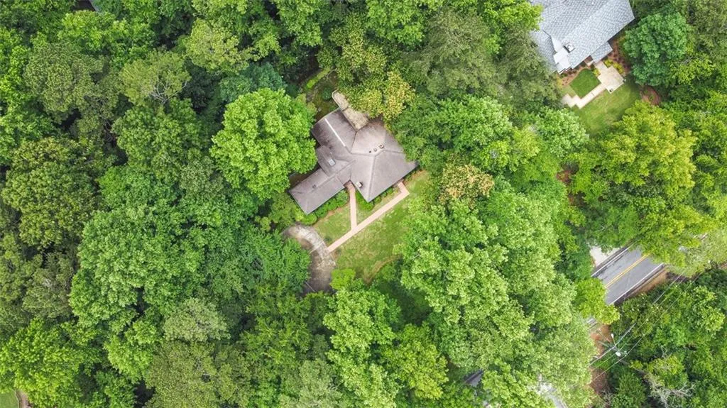 152 Burdette Road Nw, Atlanta, Georgia 30327, 3 Bedrooms Bedrooms, ,2 BathroomsBathrooms,Residential,Sold,152 Burdette Road Nw,6891462