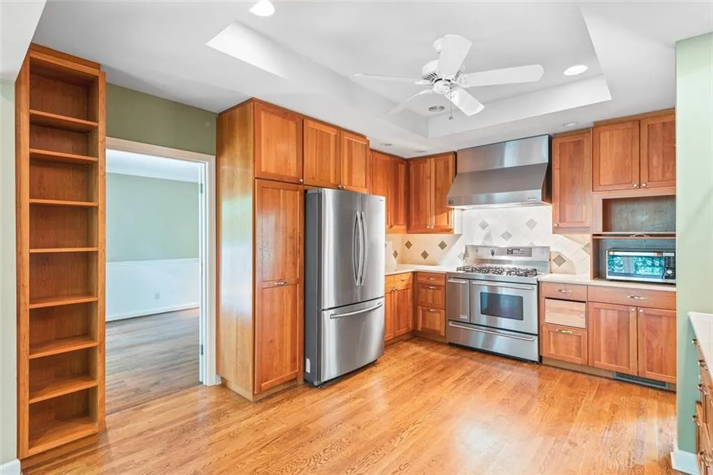 152 Burdette Road Nw, Atlanta, Georgia 30327, 3 Bedrooms Bedrooms, ,2 BathroomsBathrooms,Residential,Sold,152 Burdette Road Nw,6891462