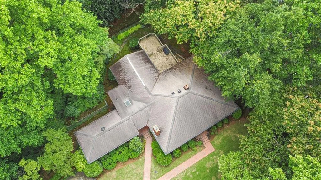 152 Burdette Road Nw, Atlanta, Georgia 30327, 3 Bedrooms Bedrooms, ,2 BathroomsBathrooms,Residential,Sold,152 Burdette Road Nw,6891462