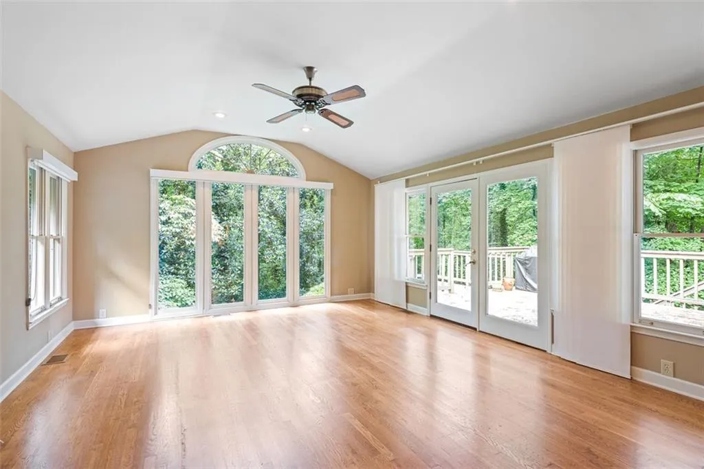 152 Burdette Road Nw, Atlanta, Georgia 30327, 3 Bedrooms Bedrooms, ,2 BathroomsBathrooms,Residential,Sold,152 Burdette Road Nw,6891462