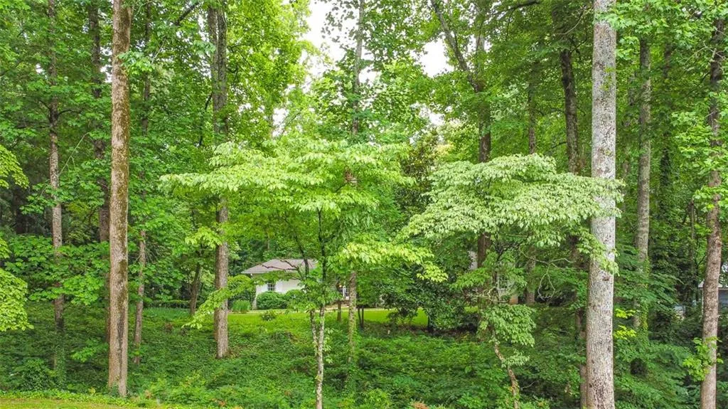 152 Burdette Road Nw, Atlanta, Georgia 30327, 3 Bedrooms Bedrooms, ,2 BathroomsBathrooms,Residential,Sold,152 Burdette Road Nw,6891462