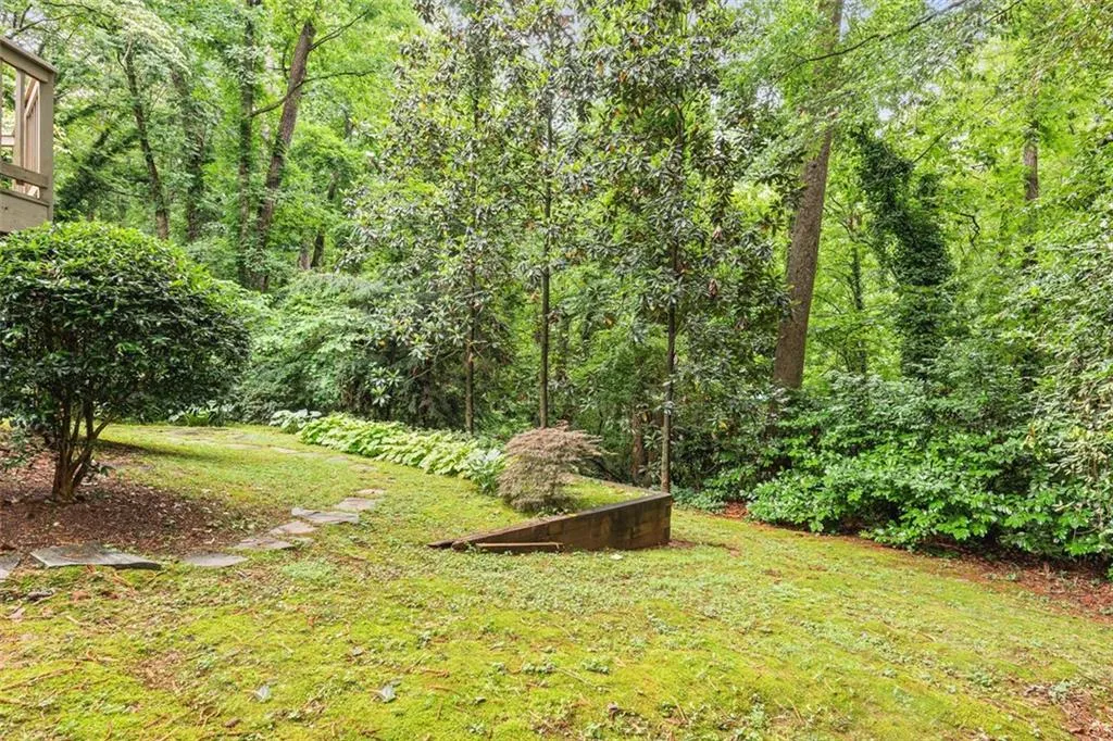 152 Burdette Road Nw, Atlanta, Georgia 30327, 3 Bedrooms Bedrooms, ,2 BathroomsBathrooms,Residential,Sold,152 Burdette Road Nw,6891462